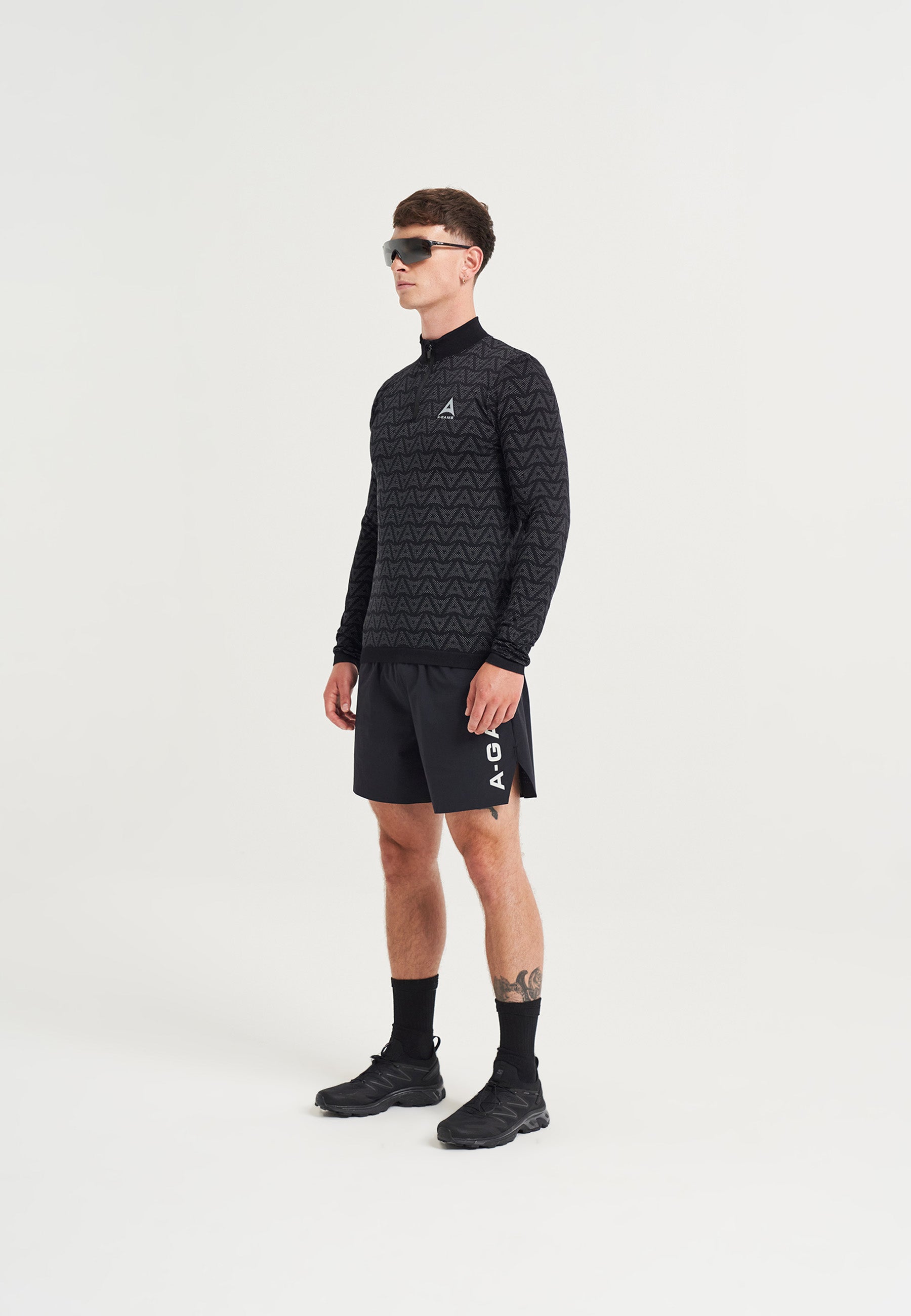 MENS A-GAME SEAMLESS LOGO TRAINING LONG SLEEVE TOP - BLACK