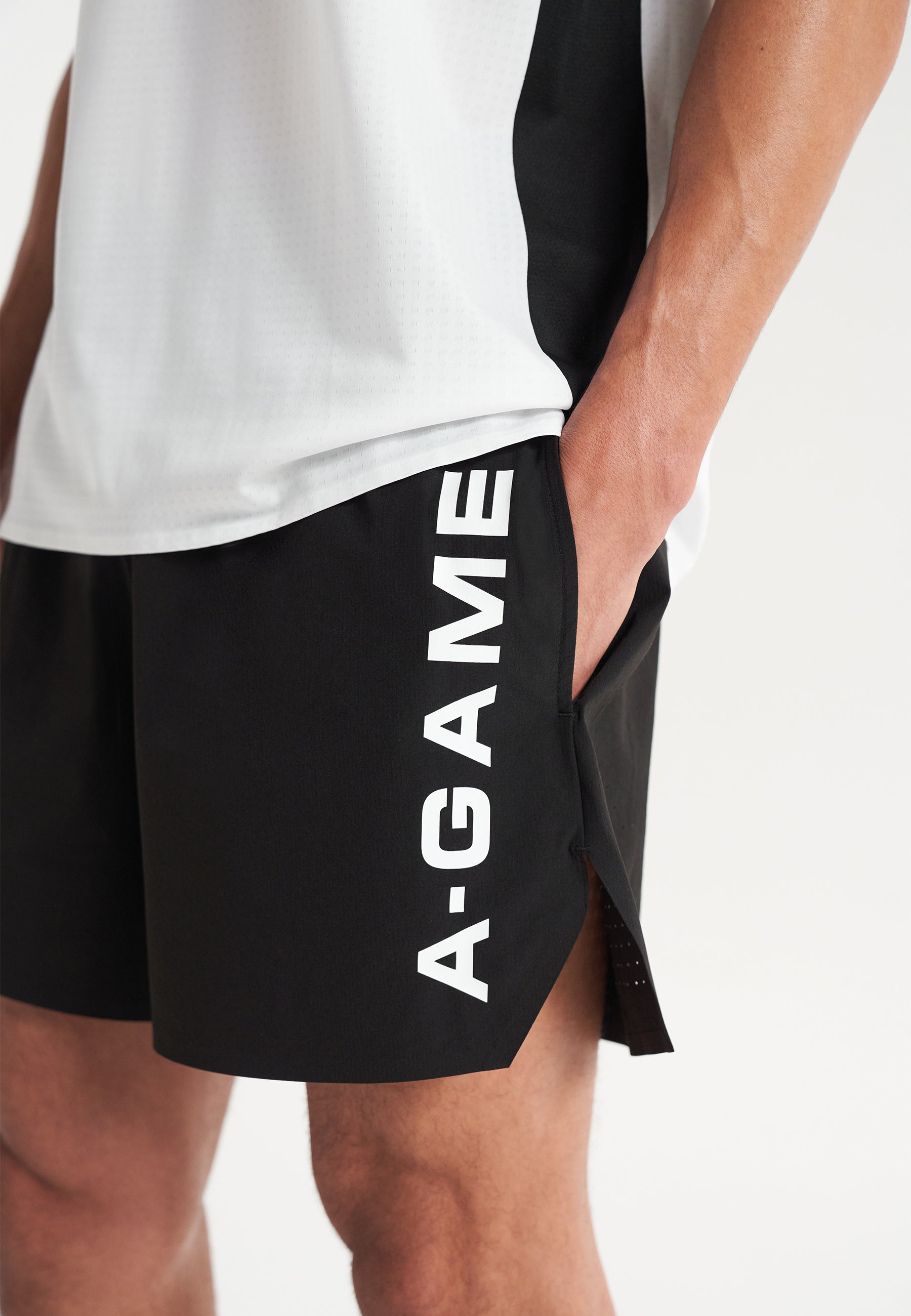 MENS A-GAME TRAINING SHORTS - BLACK/WHITE